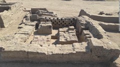 ローマ時代の完全な都市、エジプト・ルクソールで発見