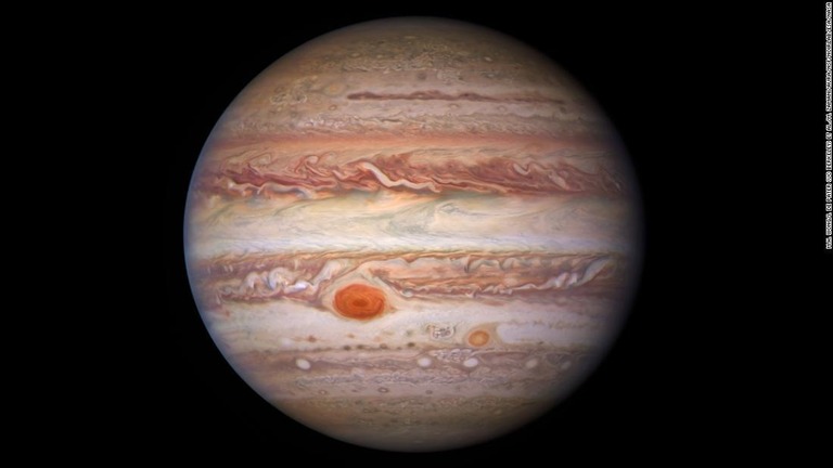 木星の衛星、新たに１２個発見　計９２個に