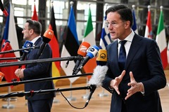 「ウクライナへの戦闘機供与、水面下で議論」　オランダ首相