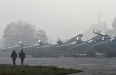 欧米戦闘機の複数の「飛行中隊」が必要、ウクライナ空軍