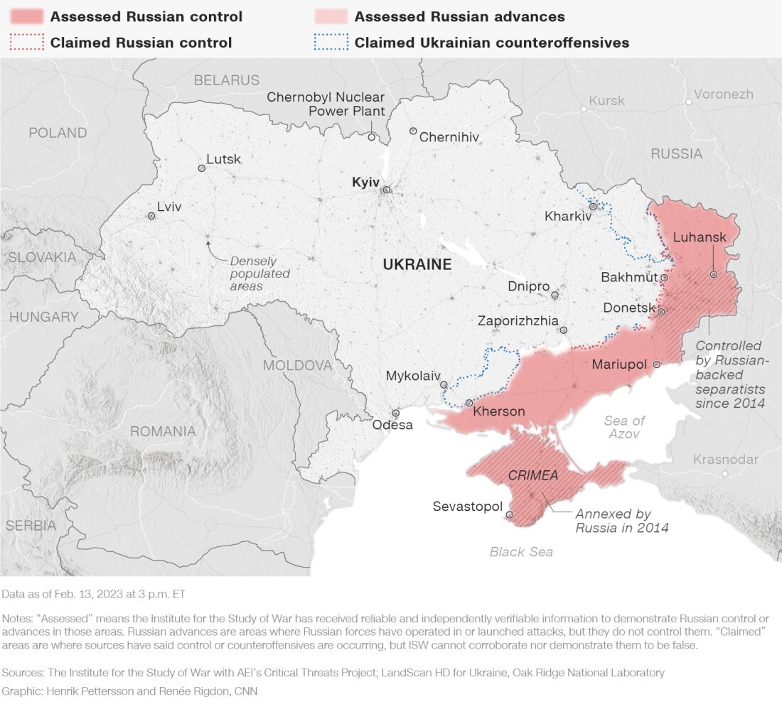 濃いピンク色はロシアの推定支配地域、薄いピンク色はロシアの推定進軍地域、ピンク色の点線はロシアの支配が主張されている地域、青色の点線はウクライナの反攻が主張されている地域を指す/The Institute for the Study of the War with AEI's Critical Threats Project; LandScan HD for Ukraine, Oak Ridge National Laoratory