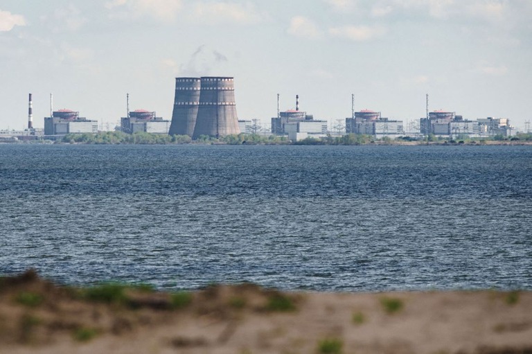 ウクライナ中南部にあるザポリージャ原子力発電所/Ed Jones/AFP/Getty Images