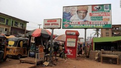 上院選の野党候補者、選挙間近に銃撃され死亡　ナイジェリア南東部