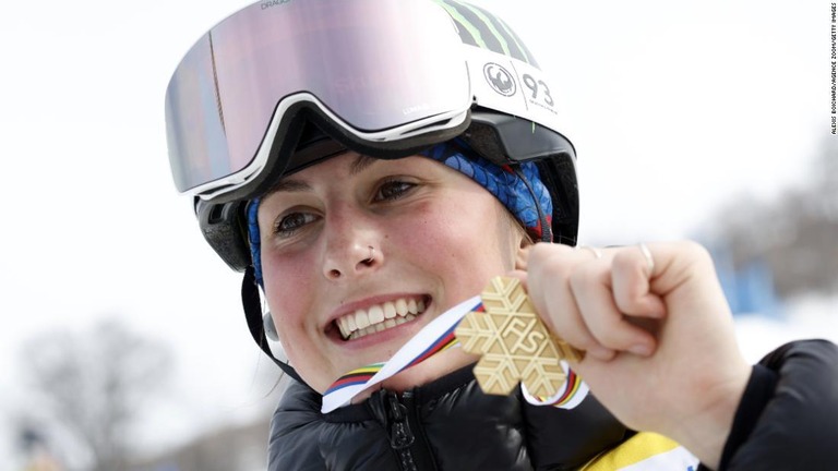 スノーボード世界選手権で史上最年少の金メダル獲得を果たしたミア・ブルックス選手/Alexis Boichard/Agence Zoom/Getty Images