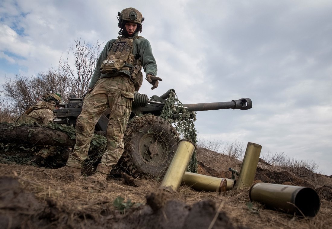 バフムートで激戦続く ワグネル戦闘員の「第3波」、正規軍で