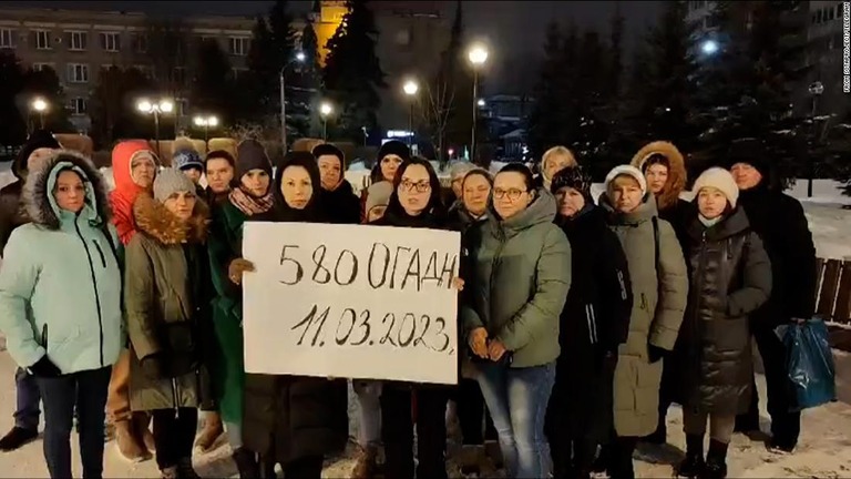 ロシアで、プーチン大統領に対して夫や息子を戦場に送らないよう訴える抗議デモが起きている/From sotaproject/Telegram