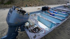 密航者のボートが転覆、死者８人　カリフォルニア沖