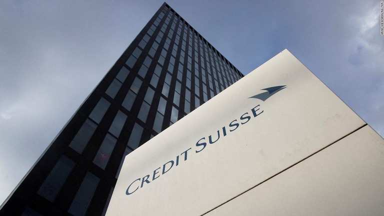 スイス国立銀行（中央銀行）がクレディ・スイスへの資金支援を行う用意があると表明/Arnd Wiegmann/Reuters