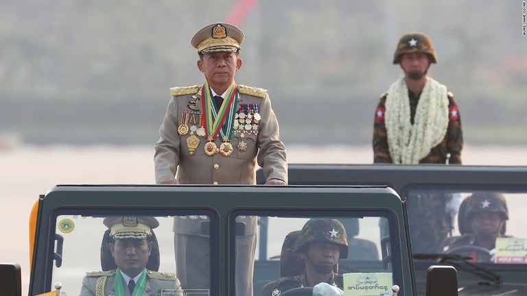 国軍のミンアウンフライン最高司令官＝２７日、ミャンマー首都ネピドー/Aung Shine Oo/AP