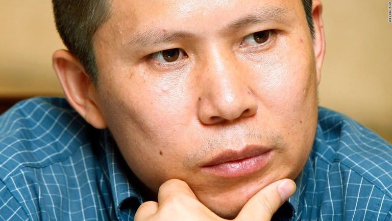 中国の人権弁護士、許志永氏。懲役１４年を言い渡された/Greg Baker/AP