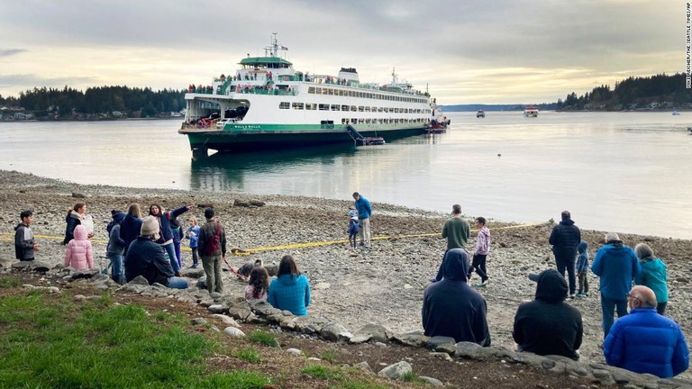 フェリーは午後４時半ごろ浅瀬に乗り上げて停止したという/Mike Reicher/The Seattle Times/AP