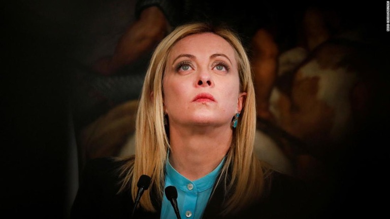 イタリアのメローニ首相。昨年の総選挙は移民の入国拒否などを掲げて勝利した/Remo Casilli/Reuters