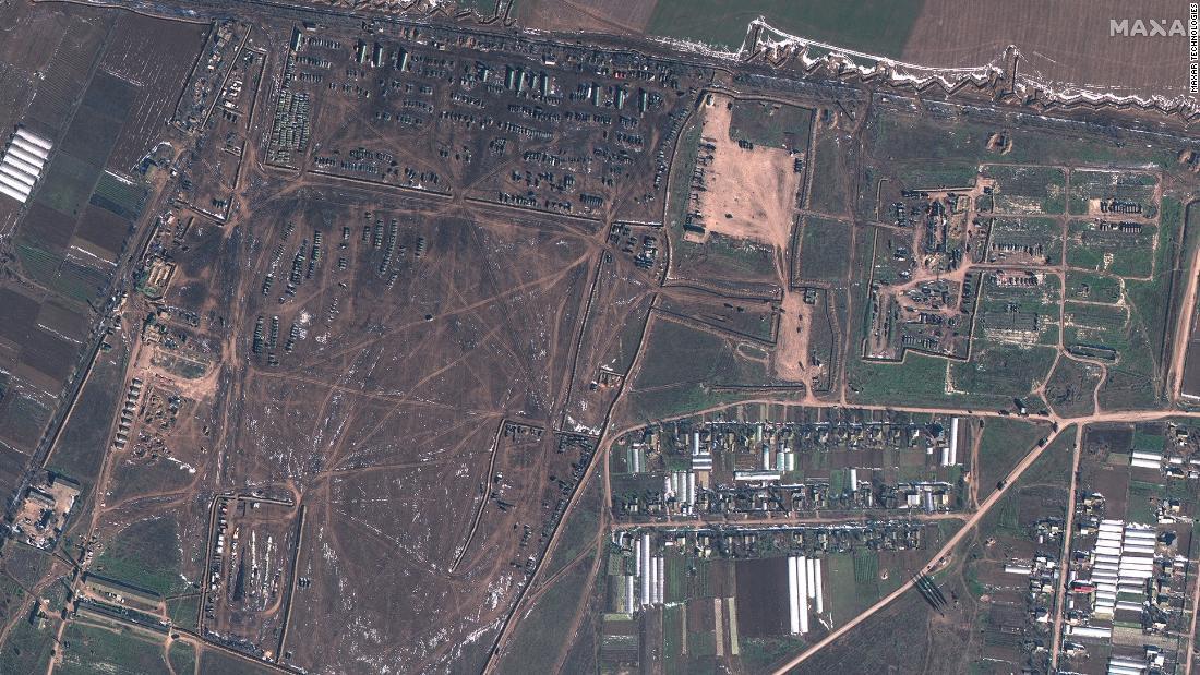 かつて装備で満杯状態だったロシア軍の基地は大部分が空き地に/Maxar Technologies