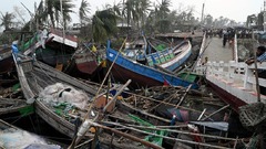 サイクロン直撃で４００人超死亡の恐れ　ミャンマー西部