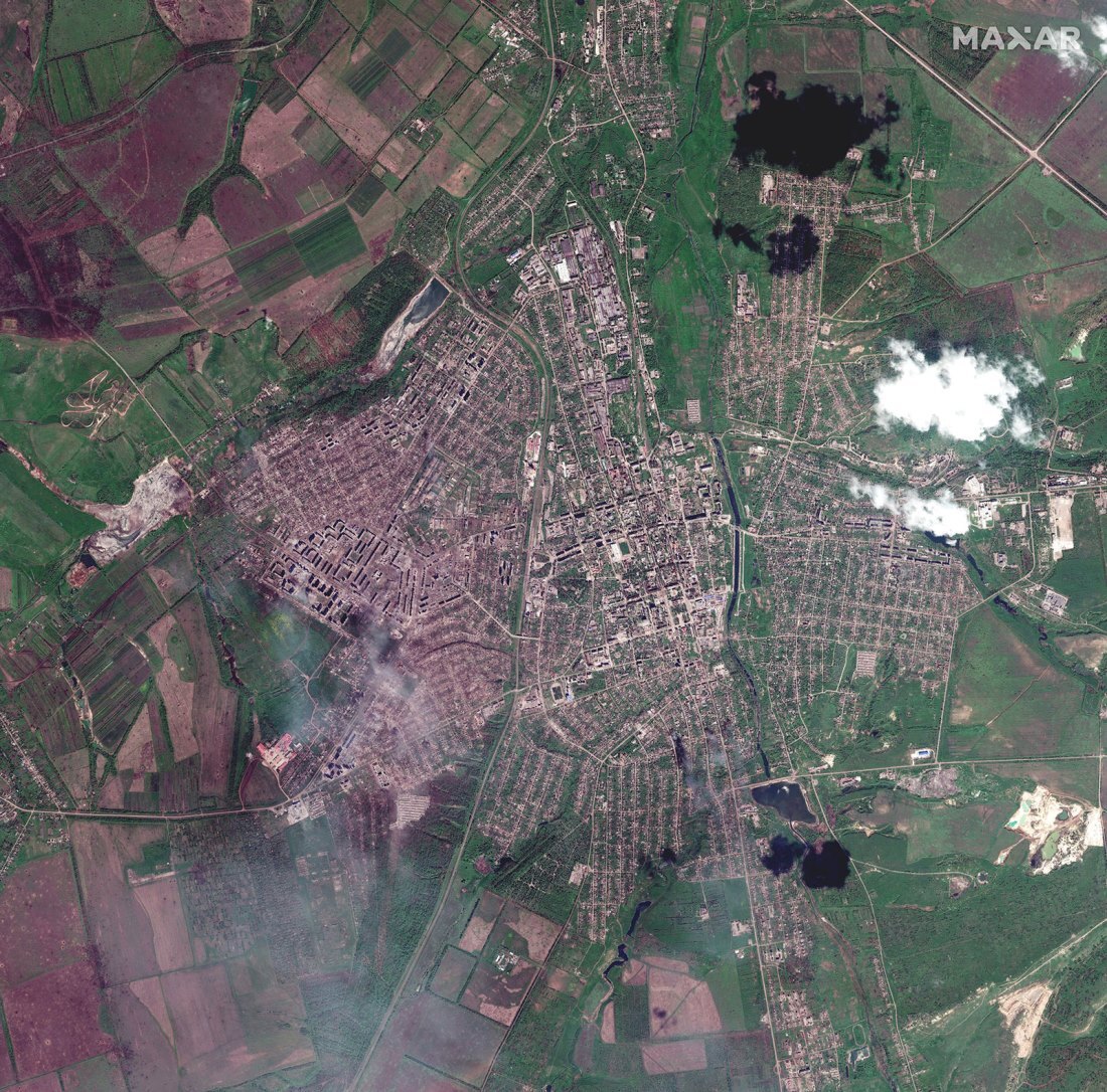 バフムートの上空からの様子＝２０２３年５月１５日/©2023 Maxar Technologies
