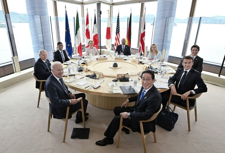 Ｇ７広島サミットに参加する各国首脳＝１９日/Kyodo News/Getty Images