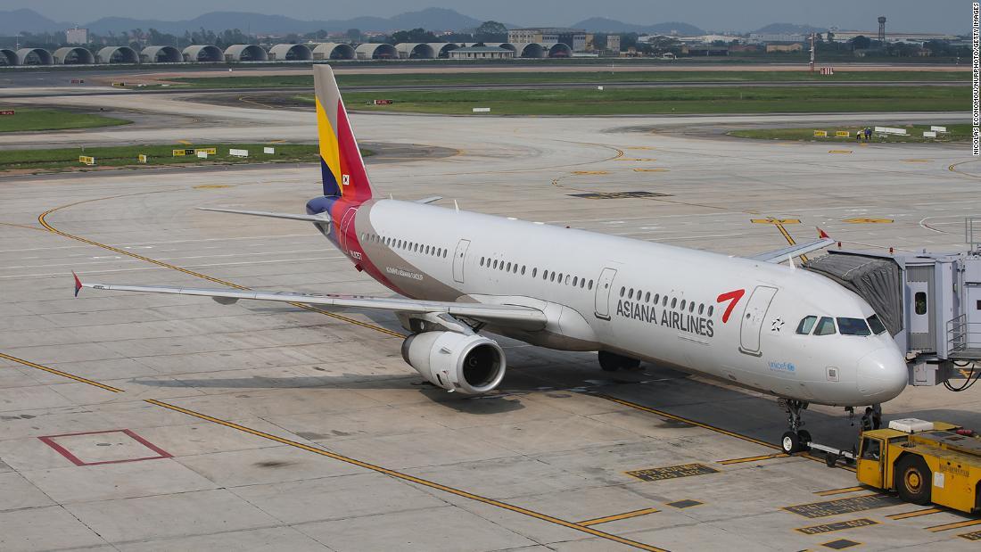 アシアナ航空のエアバスA321―200型機=ベトナム・ハノイ/Nicolas Economou/NurPhoto/Getty Images