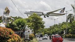 ５位のシンガポール航空は、ファーストクラス部門と長距離旅行（東南アジア）部門でトップに選ばれた