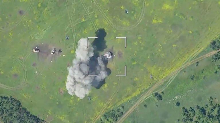 ロシア、戦車２８両と装甲戦闘車１０９両を破壊と発表　ドネツク州戦況