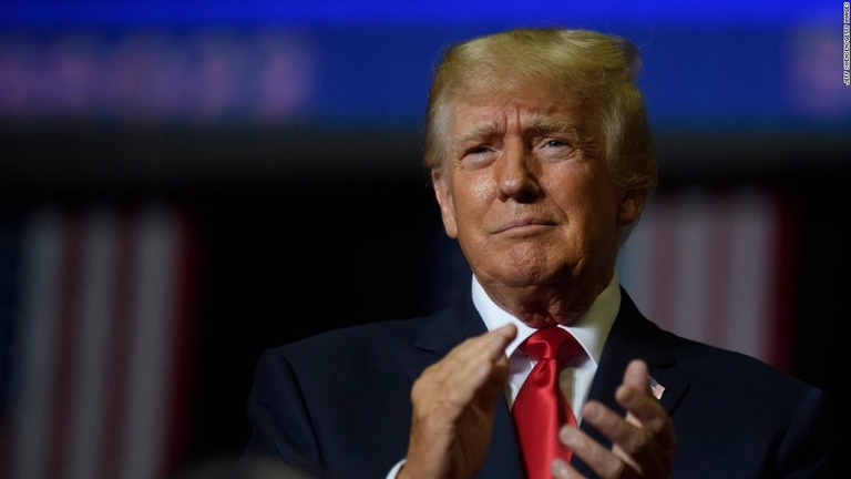 トランプ氏が音声記録の中で、極秘情報の機密を解除しなかったことを認めていたという/Jeff Swensen/Getty Images