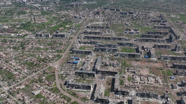 ウクライナ東部の激戦地バフムートの空撮画像/93rd Kholodnyi Yar Brigade/Reuters