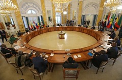プーチン氏がアフリカ首脳と会談　「建設的な対話」に積極姿勢