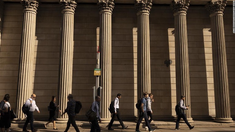 英イングランド銀行が政策金利を５％に引き上げた/Jason Alden/Bloomberg/Getty Images