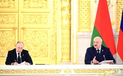 ロシアが配備を計画の戦術核、大部分が到着　ベラルーシ大統領