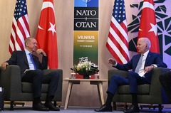 米・トルコ大統領が会談、経済や防衛について協議