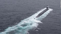 核の搭載可能な米軍潜水艦、４０年ぶり韓国に入港