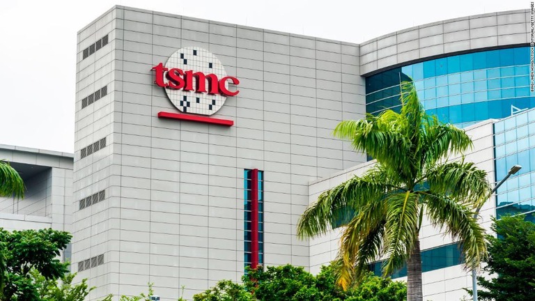 台湾のＴＳＭＣが新たな半導体製造工場を建設する計画を立てている/Bing-Jhen Hong/iStock Editorial/Getty Images