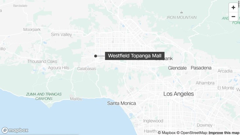 米ロサンゼルス市内のショッピングモールで、３０人あまりの集団による強盗事件があった/Mapbox
