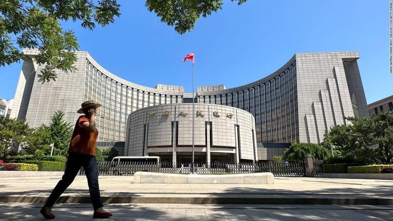 中国人民銀行は政策金利を引き下げ３．４５％とした/Jiang Qiming/China News Service/VCG/Getty Images