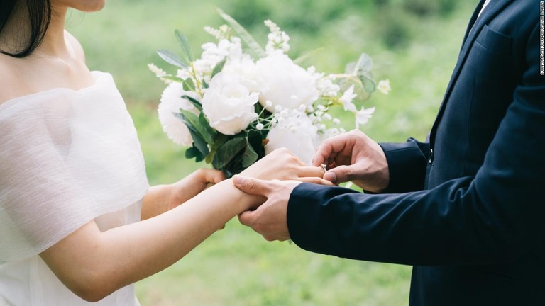 結婚に肯定的な印象を持つ韓国の若者は、全体の約３分の１しかいないことが分かった/SunnyVMD/iStockphoto/Getty Images