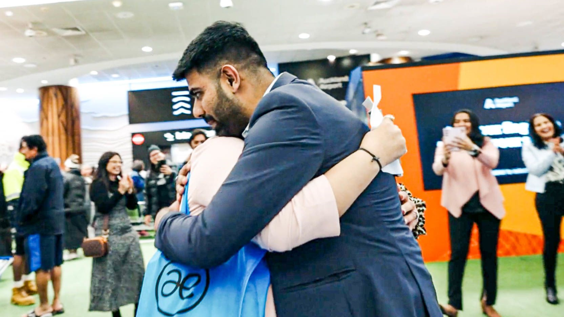 2人はインドで挙式を予定している/Courtesy Auckland Airport