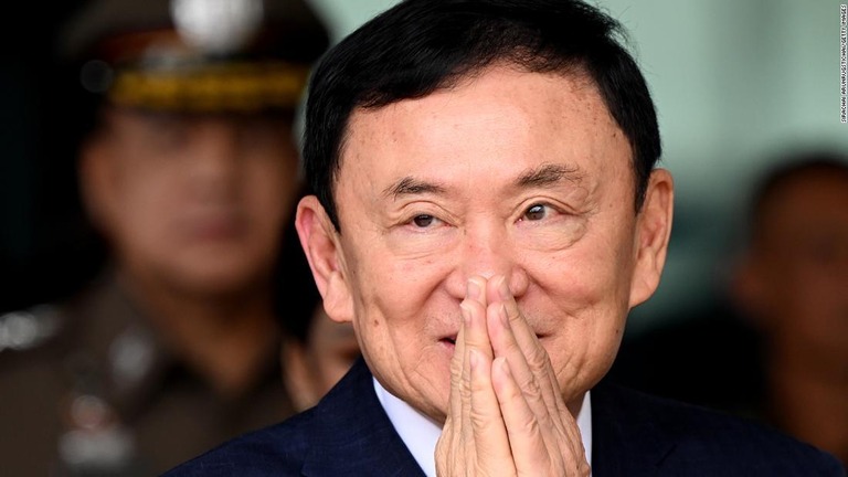 タイ国王の恩赦により、タクシン元首相の刑期が８年から１年に短縮された/Sirachai Arunrugstichai/Getty Images 