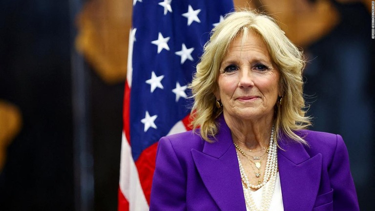 米国のジル・バイデン大統領夫人が新型コロナウイルス検査で陽性に/Siphiwe Sibeko/Reuters/File