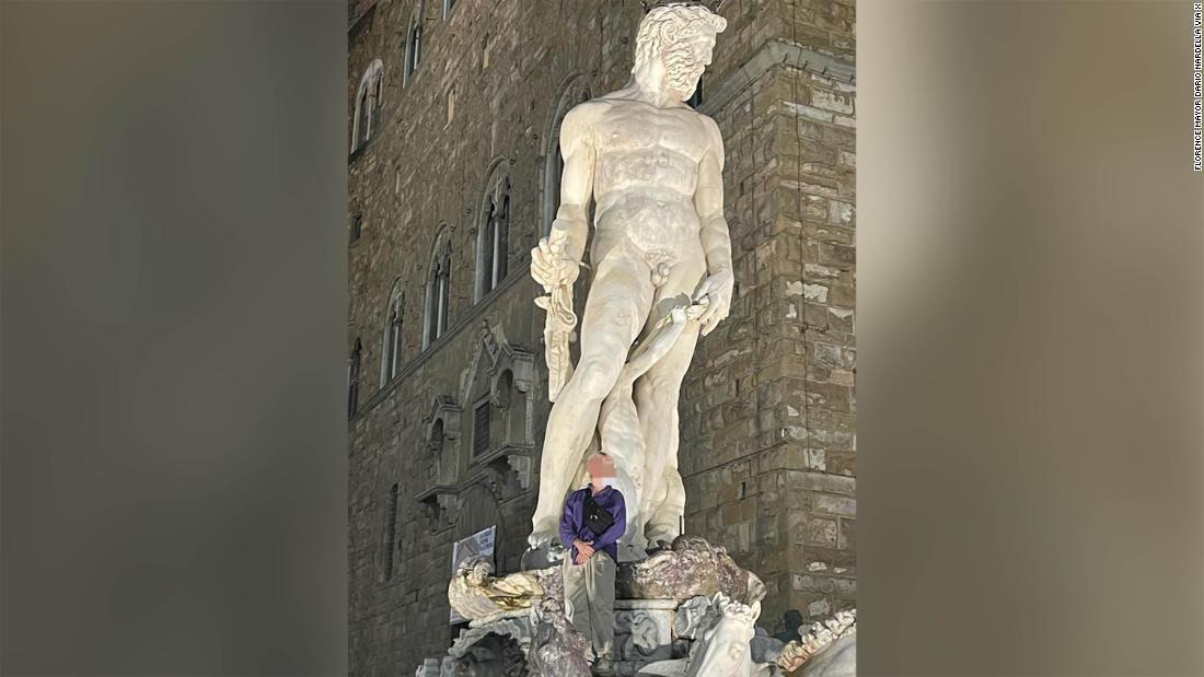 フィレンツェ市長は22歳のドイツ人観光客の写真をX(旧ツイッター)に投稿した/Florence Mayor Dario Nardella via X