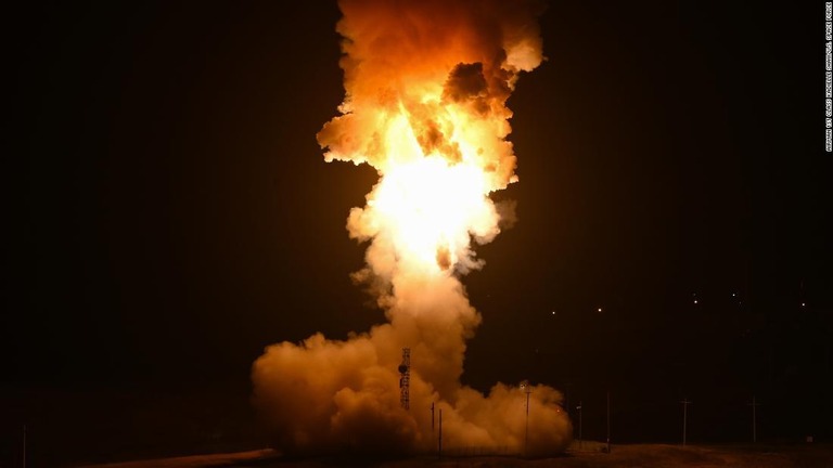 大陸間弾道ミサイル（ＩＣＢＭ）「ミニットマン３」の発射実験が行われた/Airman 1st Class Kadielle Shaw/U.S. Space Force