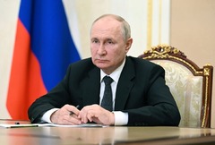 ロシア大統領選、プーチン氏出馬なら「誰も対抗できない」　大統領報道官