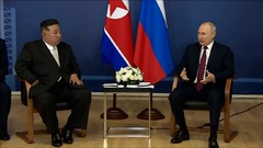 プーチン氏と金正恩氏が会談、ロシア極東の宇宙基地で１時間あまり