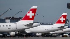 乗客の荷物を一切積まず離陸、地上職員足りず　スイス旅客機
