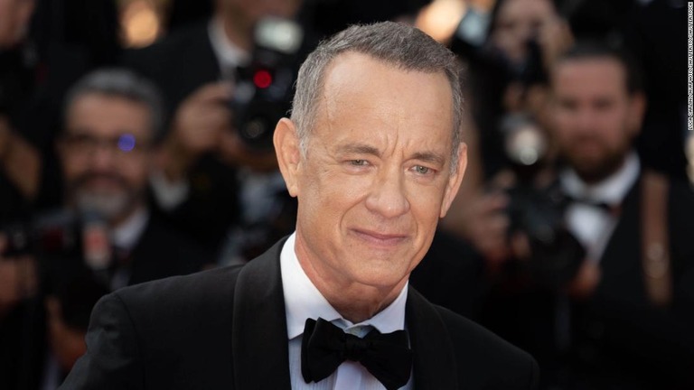米俳優のトム・ハンクスさん/Luca Carlino/NurPhoto/Shuttersto/Shutterstock