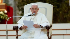 ローマ教皇、気候変動の懐疑論を一喝　西側の「無責任な」生活様式も糾弾