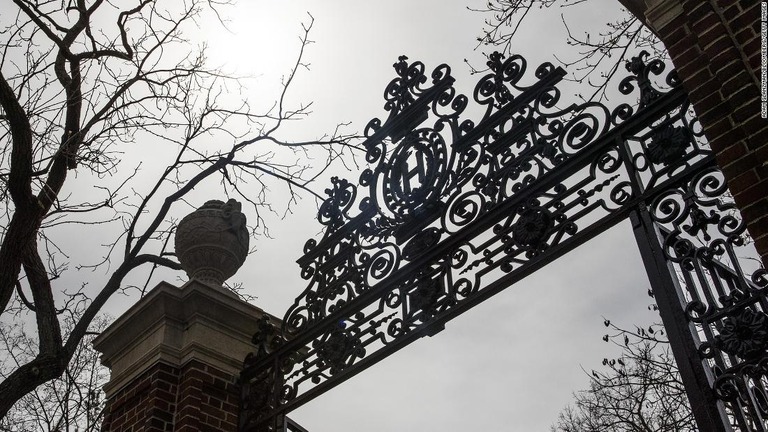 米マサチューセッツ州ケンブリッジのハーバード大学キャンパス＝２０２０年４月２０日/Adam Glanzman/Bloomberg/Getty Images
