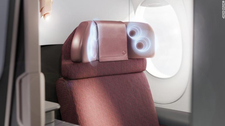 ヘッドレスト内蔵スピーカーは、航空機のインテリアデザインを手掛ける仏サフランが、音響技術企業の仏デビアレと共同開発した/Japan Airlines