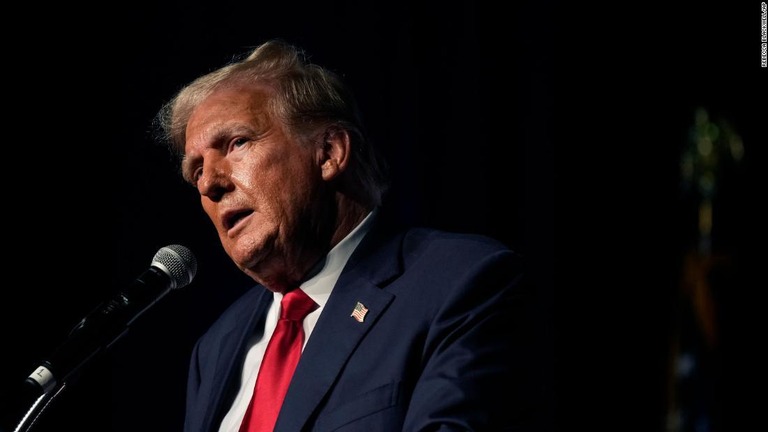 米国のトランプ前大統領/Rebecca Blackwell/AP