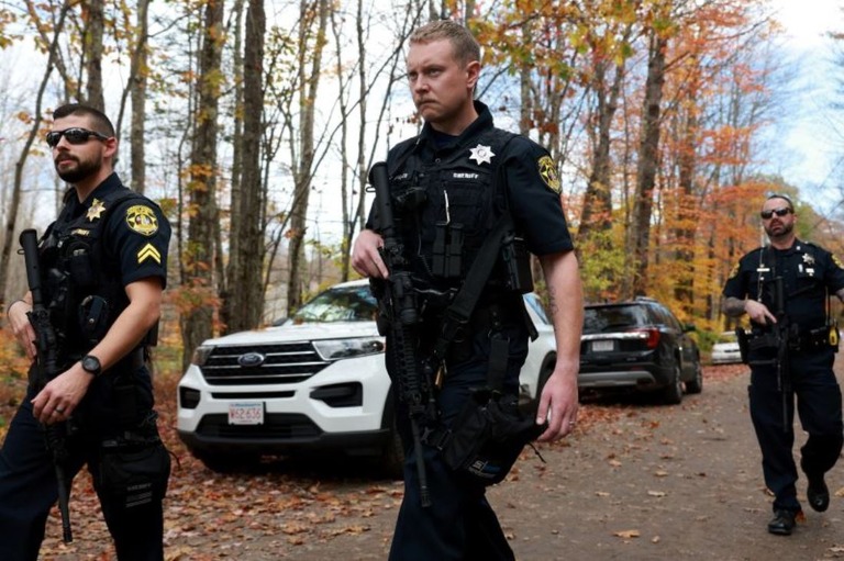 米メーン州ルイストンで起きた銃乱射事件の容疑者が遺体で見つかった/Joe Raedle/Getty Images