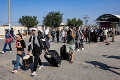 ガザの外国人、最大５００人が脱出の見通し　カタールの仲介で
