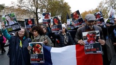 フランス各地で反ユダヤ主義に抗議するデモ　参加者は計１８万人超